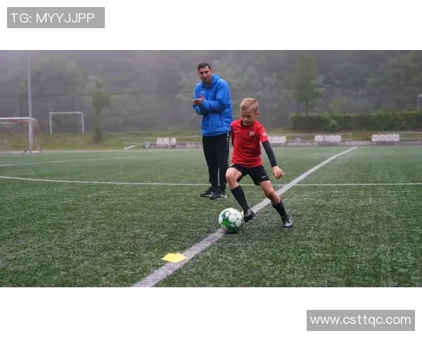 足球明星训练方式的多样性与科学性探讨